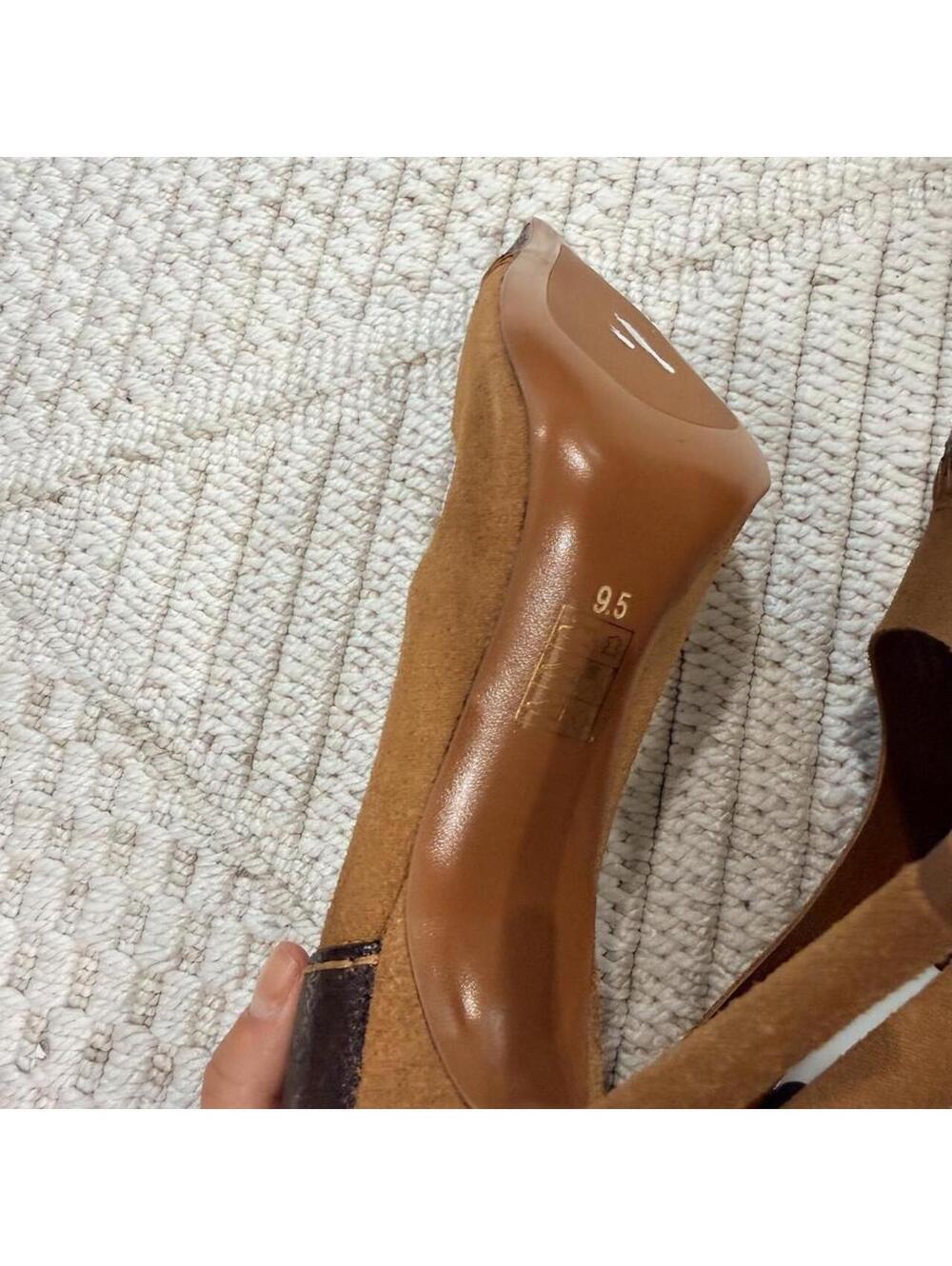 Jeffrey Campbell Ardyn Deconstructed Pump - Picture 8 of 8